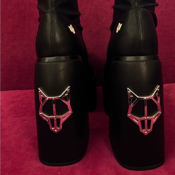 NAKED WOLFE - SPICE: Knee High Platform Boots, Size 9 - Picture 3 of 6